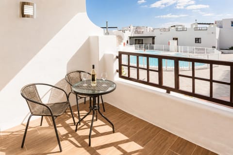 Balcony/Terrace, Swimming pool