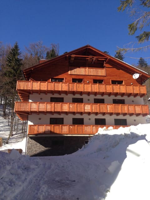 Property building, Winter