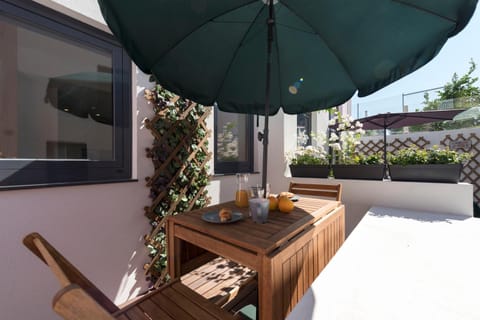 Patio, Balcony/Terrace
