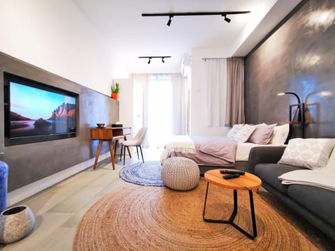 TV and multimedia, Photo of the whole room