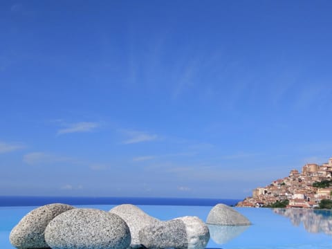 Day, Natural landscape, Pool view, Sea view, Swimming pool, Swimming pool
