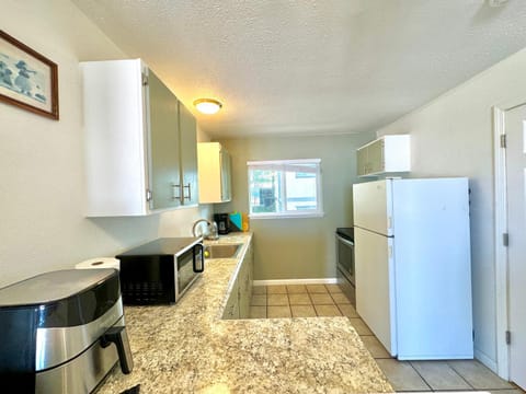 MaiLan Hale Apartment in Holualoa