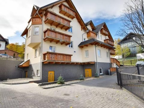 Property building, Balcony/Terrace
