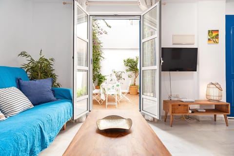 Property building, Living room