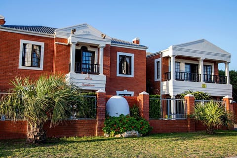 Property building, Garden view