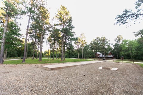 HochaHoma Luxury Cabin Cabin in Broken Bow