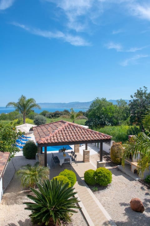 Garden view, Sea view