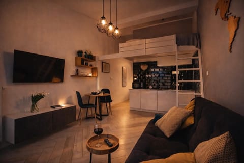Kitchen or kitchenette, Living room, Seating area, Evening entertainment