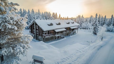 Property building, Winter