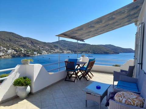 View (from property/room), Balcony/Terrace, Balcony/Terrace, Seating area, Mountain view, Sea view