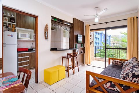 Living room, Dining area, Communal kitchen