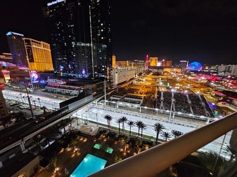 Night, Bird's eye view, Evening entertainment, City view, Pool view, Swimming pool