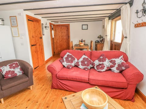 Cowslip Cottage House in Wales