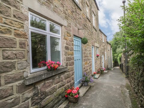 Cutlers Cottage House in Amber Valley