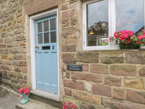 Cutlers Cottage House in Amber Valley