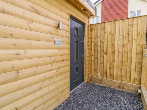 Cilan Lodge House in Wales