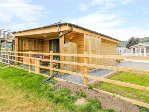 Cilan Lodge House in Wales