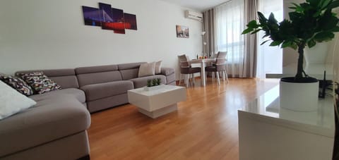 Royal apartment Belvill Apartment in Belgrade