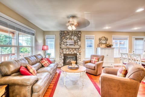 Modern Upscale Seaside Beach House House in Seaside