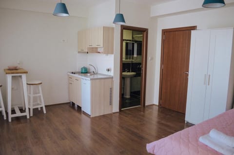 White & Wood Apartment hotel in Bitola