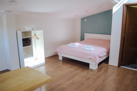 White & Wood Apartment hotel in Bitola