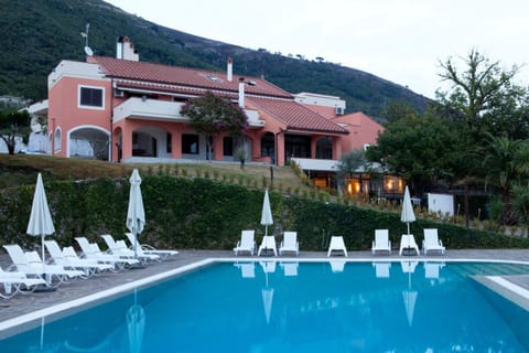 Facade/entrance, Swimming pool, Swimming pool