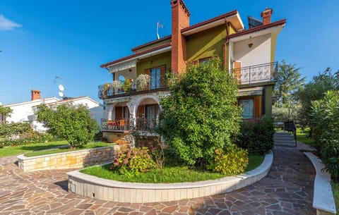 Apartment Complex Silvana Bed and Breakfast in Poreč
