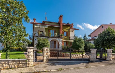 Apartment Complex Silvana Bed and Breakfast in Poreč