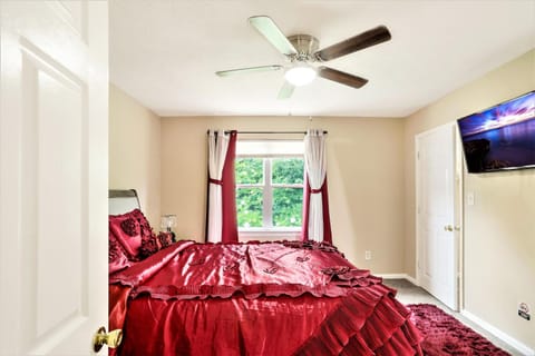 Bed, Bedroom