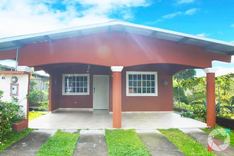 Property building, Patio, Facade/entrance