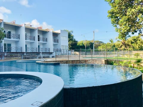Property building, Swimming pool, Swimming pool