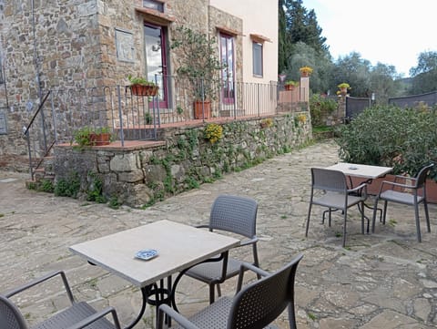 Borgo Sicelle Residence Apartment in Castellina in Chianti