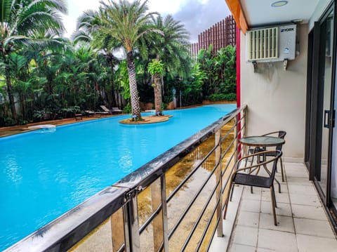 Day, View (from property/room), Balcony/Terrace, Garden view, Pool view, Swimming pool