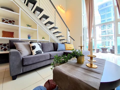 Living room, Seating area