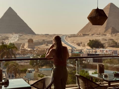 Nearby landmark, Day, People, City view, Mountain view