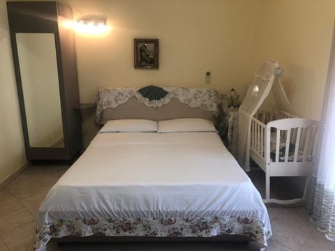 FMR Oplonti PLINIO B&B Apartment in Torre Annunziata