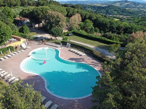 Camping Paradiso Campground/ 
RV Resort in Marche