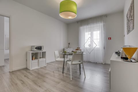 Communal lounge/ TV room, Breakfast