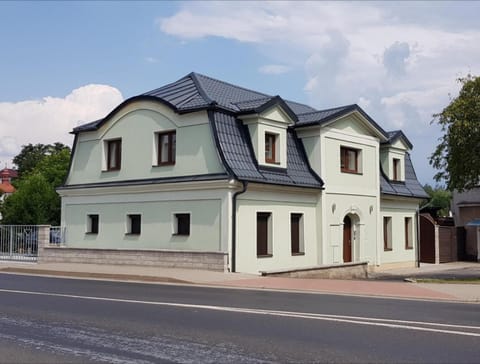 Property building, Street view