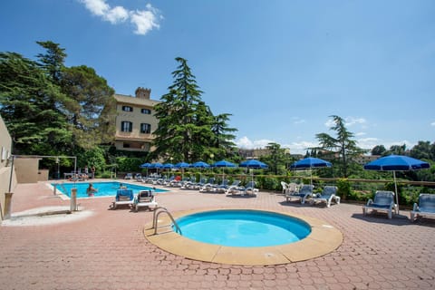Pool view, Swimming pool