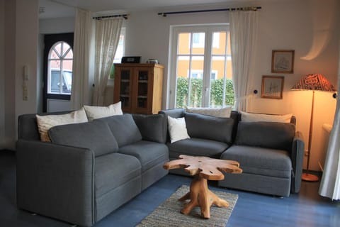 Alte Reihe 9 Wohnung 1 Apartment in Zingst