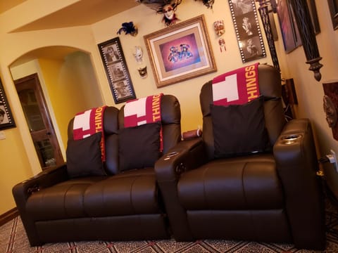 Communal lounge/ TV room, Entertainment