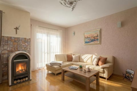 Living room, fireplace