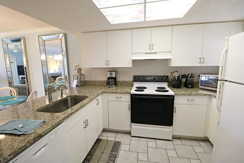 Ocean Village Club F25 Apartment in Butler Beach