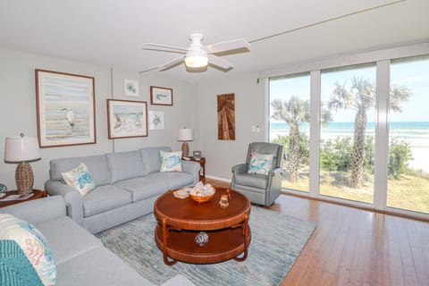 Sand Dollar 1-206 House in Crescent Beach