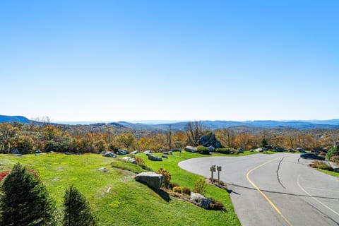 Reserve 34-D Apartment in Sugar Mountain