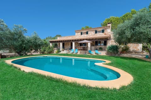 Facade/entrance, Swimming pool, Swimming pool
