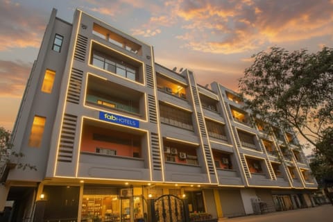 Property building, Facade/entrance