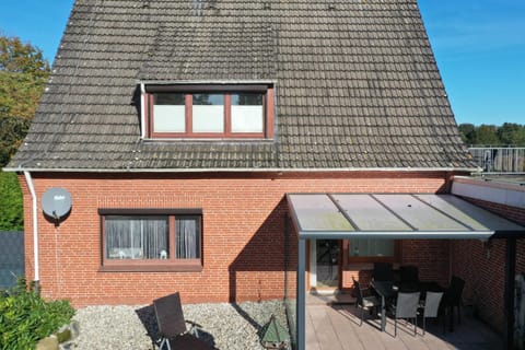 Property building, Garden, Garden, Garden view, Garden view