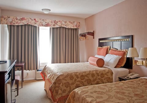Shower, Toilet, Bathroom, TV and multimedia, Bedroom